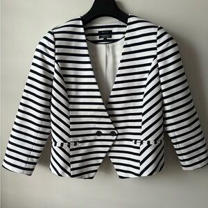 RW&CO Cropped Blazer, Navy & White Stripped, Size 6